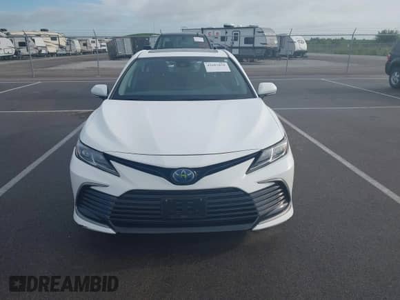 2023 Toyota Camry Hybrid LE z VIN 4T1H31AK4PU047742, wystawiony jako IAAI lot #42683858 z przebiegiem 19 619 mil mil oraz . Historia ofert i sprzedaży dostępna na DreamBid. Obrazek 12.