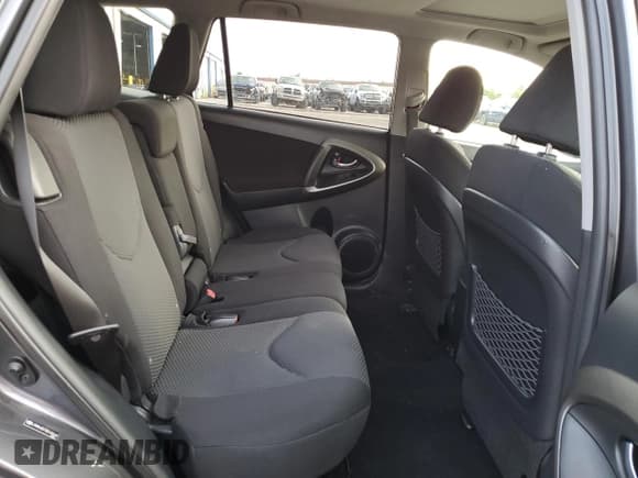 ✅ 2011 Toyota RAV4 Sport • VIN: JTMRK4DV7B5105641 • Lot: 57443675. Wystawiony na Copart z przebiegiem 79 798 mil. Bezpłatny archiwum sprzedaży aukcyjnych z USA i szczegółowy raport historii pojazdu na DreamBid. Zdjęcie 11.