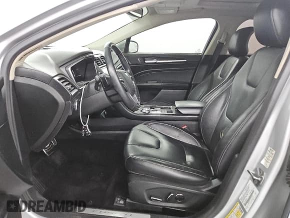✅ 2017 Ford Fusion Titanium • VIN: 3FA6P0K95HR167960 • Lot: 85830345. Listed on Copart with 134,728 mi. Free auction sales archive from the USA and detailed vehicle history report at DreamBid. Image 7.