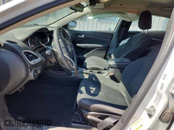 ✅ 2015 Dodge Dart SXT • VIN: 1C3CDFBB2FD431626 • Lot: 80368885. Wystawiony na Copart z przebiegiem 117 555 mil. Bezpłatny archiwum sprzedaży aukcyjnych z USA i szczegółowy raport historii pojazdu na DreamBid. Zdjęcie 7.