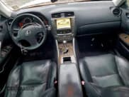 ✅ 2010 Lexus IS 250 • VIN: JTHBF5C26A2098201 • Лот: 95569635. Опубликован ранее на Copart с пробегом 241 709 миль. Бесплатный доступ к архиву аукционных продаж из США и подробный отчёт об истории автомобиля на DreamBid. Изображение 8.