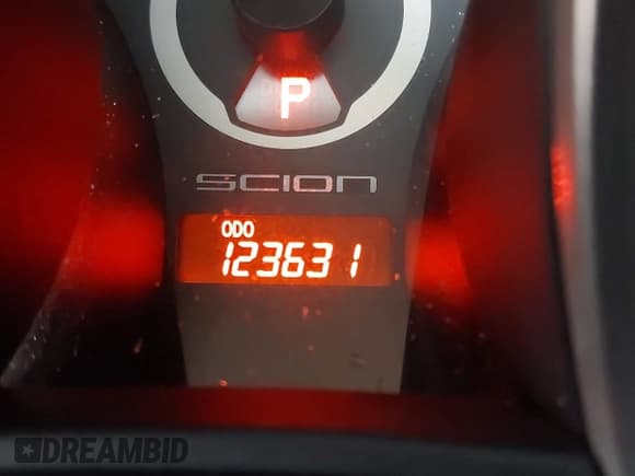 ✅ 2013 Scion tC • VIN: JTKJF5C72D3049576 • Lot: 42872127. Wystawiony na IAAI z przebiegiem 123 631 mil. Bezpłatny archiwum sprzedaży aukcyjnych z USA i szczegółowy raport historii pojazdu na DreamBid. Zdjęcie 15.