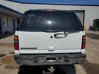 ✅ 2006 Chevrolet Suburban LS • VIN: 1GNFK16Z66J153654 • Лот: 53281735. Опубликован ранее на Copart с пробегом 165 567 миль. Бесплатный доступ к архиву аукционных продаж из США и подробный отчёт об истории автомобиля на DreamBid. Изображение 6.