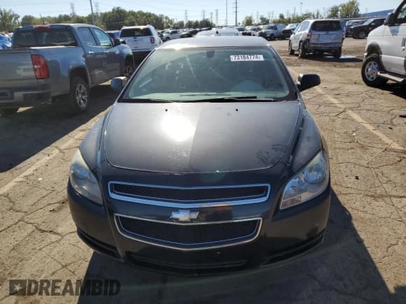 ✅ 2011 Chevrolet Malibu 1LS • VIN: 1G1ZB5E19BF356701 • Lot: 73184774. Listed on Copart with 155,753 mi. Free auction sales archive from the USA and detailed vehicle history report at DreamBid. Image 5.