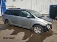 ✅ 2015 Toyota Sienna LE AAS • VIN: 5TDKK3DC2FS575053 • Lot: 71449105. Listed on Copart with 667,376 mi. Free auction sales archive from the USA and detailed vehicle history report at DreamBid. Image 4.