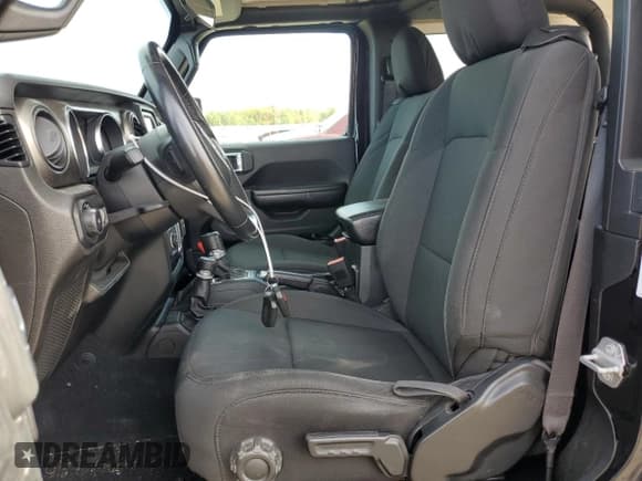 ✅ 2019 Jeep Wrangler Sport S • VIN: 1C4GJXAN8KW520459 • Lot: 71474693. Listed on Copart with 39,782 mi. Free auction sales archive from the USA and detailed vehicle history report at DreamBid. Image 7.