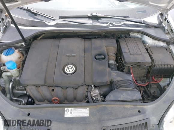 ✅ 2010 Volkswagen Jetta Limited Edition • VIN: 3VWAZ7AJ5AM108930 • Lot: 42117095. Wystawiony na IAAI z przebiegiem 126 887 mil. Bezpłatny archiwum sprzedaży aukcyjnych z USA i szczegółowy raport historii pojazdu na DreamBid. Zdjęcie 10.