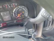 ✅ 2015 Chevrolet Silverado 2500HD Work Truck • VIN: 1GC0CUEG0FZ105243 • Lot: 41379638. Wystawiony na IAAI z przebiegiem 206 104 mil. Bezpłatny archiwum sprzedaży aukcyjnych z USA i szczegółowy raport historii pojazdu na DreamBid. Zdjęcie 11.