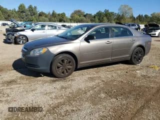 ✅ 2010 Chevrolet Malibu 1LS • VIN: 1G1ZB5EB2AF244698 • Lot: 87102455. Wystawiony na Copart z przebiegiem 115 768 mil. Bezpłatny archiwum sprzedaży aukcyjnych z USA i szczegółowy raport historii pojazdu na DreamBid. Zdjęcie 1.