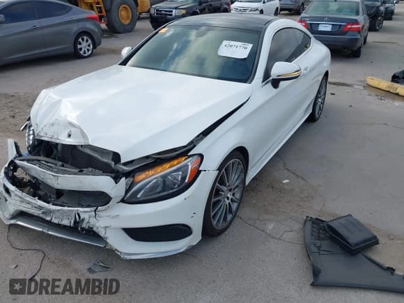 ✅ 2017 Mercedes-Benz C 300 • VIN: WDDWJ4JB2HF394954 • Lot: 42071770. Listed on IAAI with 94,804 mi. Free auction sales archive from the USA and detailed vehicle history report at DreamBid. Image 19.