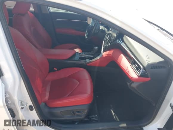 ✅ 2023 Toyota Camry XSE • VIN: 4T1K61AK5PU750912 • Lot: 43379002. Wystawiony na IAAI z przebiegiem 61 042 mil. Bezpłatny archiwum sprzedaży aukcyjnych z USA i szczegółowy raport historii pojazdu na DreamBid. Zdjęcie 5.