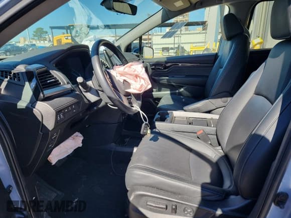 ✅ 2024 Honda Odyssey Touring • VIN: 5FNRL6H81RB035348 • Lot: 90281145. Wystawiony na Copart z przebiegiem 15 258 mil. Bezpłatny archiwum sprzedaży aukcyjnych z USA i szczegółowy raport historii pojazdu na DreamBid. Zdjęcie 7.