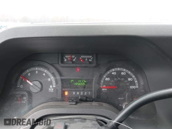 ✅ 2014 Ford Econoline Cargo Commercial • VIN: 1FTNE2EW3EDA96349 • Lot: 43719523. Wystawiony na IAAI z przebiegiem 195 659 mil. Bezpłatny archiwum sprzedaży aukcyjnych z USA i szczegółowy raport historii pojazdu na DreamBid. Zdjęcie 7.