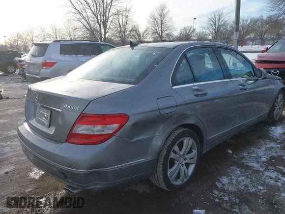 ✅ 2011 Mercedes-Benz C 300 Sport • VIN: WDDGF8BB9BR168525 • Lot: 41399056. Listed on IAAI with 108,809 mi. Free auction sales archive from the USA and detailed vehicle history report at DreamBid. Image 6.