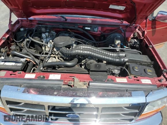 ✅ 1995 Ford Bronco Custom • VIN: 1FMEU15H4SLA00322 • Lot: 62895894. Wystawiony na Copart z przebiegiem Nie podano. Bezpłatny archiwum sprzedaży aukcyjnych z USA i szczegółowy raport historii pojazdu na DreamBid. Zdjęcie 12.