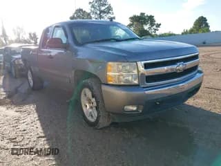 ✅ 2007 Chevrolet Silverado 1500 1LT • VIN: 2GCEC19J471597361 • Lot: 43239959. Listed on IAAI with 244,393 mi. Free auction sales archive from the USA and detailed vehicle history report at DreamBid. Image 1.