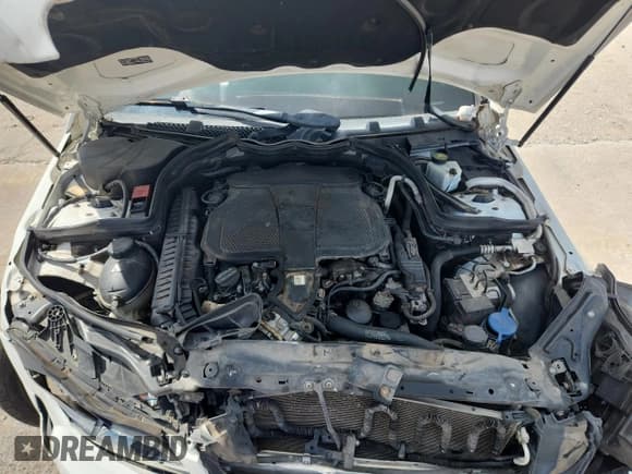 ✅ 2013 Mercedes-Benz C 300 Sport • VIN: WDDGF8AB6DR283491 • Lot: 71038585. Wystawiony na Copart z przebiegiem 126 719 mil. Bezpłatny archiwum sprzedaży aukcyjnych z USA i szczegółowy raport historii pojazdu na DreamBid. Zdjęcie 11.