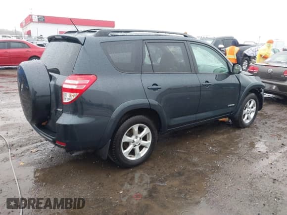 ✅ 2010 Toyota RAV4 Limited • VIN: 2T3DK4DV9AW025243 • Lot: 43746322. Listed on IAAI with 122,714 mi. Free auction sales archive from the USA and detailed vehicle history report at DreamBid. Image 4.