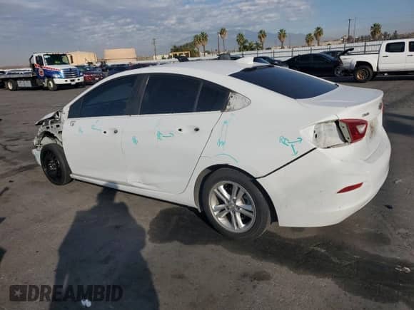 ✅ 2017 Chevrolet Cruze LT • VIN: 1G1BE5SM6H7104379 • Lot: 81688005. Wystawiony na Copart z przebiegiem 116 737 mil mil. Skorzystaj z bezpłatnego archiwum sprzedaży aukcyjnych z USA i zobacz szczegółowy raport historii pojazdu na DreamBid. Zdjęcie 2.