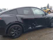 ✅ 2025 Tesla Model Y Long Range • VIN: 7SAYGDED3SF236893 • Лот: 43698211. Опубликован ранее на IAAI с пробегом 2 586 миль. Бесплатный доступ к архиву аукционных продаж из США и подробный отчёт об истории автомобиля на DreamBid. Изображение 13.