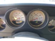 ✅ 2011 Dodge Challenger • VIN: 2B3CJ4DG6BH581755 • Lot: 43572705. Wystawiony na IAAI z przebiegiem Nie podano. Bezpłatny archiwum sprzedaży aukcyjnych z USA i szczegółowy raport historii pojazdu na DreamBid. Zdjęcie 7.