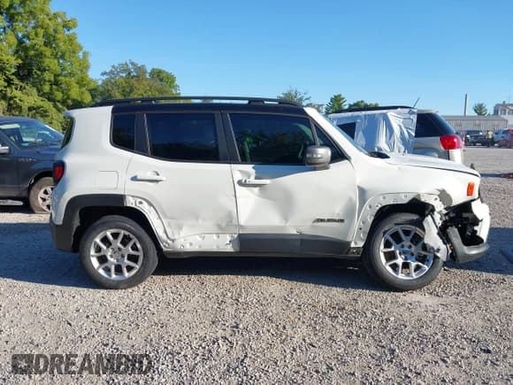 ✅ 2021 Jeep Renegade Limited • VIN: ZACNJDD17MPM71721 • Lot: 43160419. Wystawiony na IAAI z przebiegiem 48 818 mil. Bezpłatny archiwum sprzedaży aukcyjnych z USA i szczegółowy raport historii pojazdu na DreamBid. Zdjęcie 14.