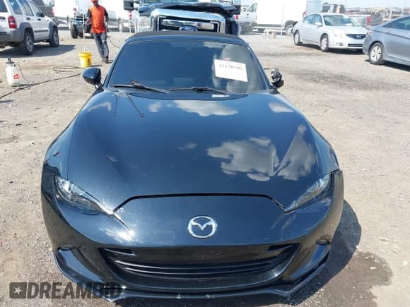 ✅ 2016 Mazda MX-5 Miata Club • VIN: JM1NDAC78G0107526 • Lot: 43130799. Wystawiony na IAAI z przebiegiem 74 966 mil. Bezpłatny archiwum sprzedaży aukcyjnych z USA i szczegółowy raport historii pojazdu na DreamBid. Zdjęcie 11.