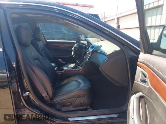 ✅ 2013 Cadillac CTS • VIN: 1G6DS8E34D0108658 • Lot: 42973813. Listed on IAAI with 98,637 mi. Free auction sales archive from the USA and detailed vehicle history report at DreamBid. Image 5.