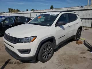 2021 Jeep Compass 80th Anniversary с VIN 3C4NJCEB5MT565089, выставлен на аукционе Copart как лот 70815035 с пробегом 57 091 миль миль и Списание • Salvage title. История ставок и продаж доступна на DreamBid. Изображение 1.