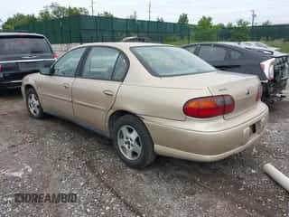 2004 Chevrolet Malibu Classic с VIN 1G1ND52F94M630633, выставлен на аукционе IAAI как лот 42521625 с пробегом Не указан миль и . История ставок и продаж доступна на DreamBid. Изображение 3.