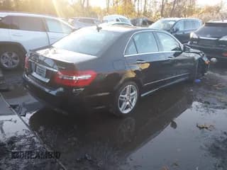 ✅ 2013 Mercedes-Benz E 350 Luxury • VIN: WDDHF8JB4DA754279 • Lot: 43703353. Wystawiony na IAAI z przebiegiem 94 866 mil. Bezpłatny archiwum sprzedaży aukcyjnych z USA i szczegółowy raport historii pojazdu na DreamBid. Zdjęcie 4.
