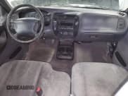 ✅ 2000 Ford Ranger XLT • VIN: 1FTZR15X4YTB28390 • Lot: 64061415. Listed on Copart with 165,592 mi. Free auction sales archive from the USA and detailed vehicle history report at DreamBid. Image 8.