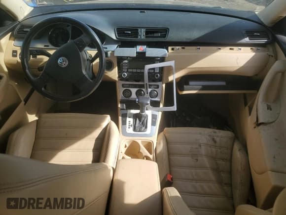 ✅ 2008 Volkswagen Passat VR6 • VIN: WVWDU73C88E059560 • Lot: 46531385. Listed on Copart with Not provided. Free auction sales archive from the USA and detailed vehicle history report at DreamBid. Image 8.