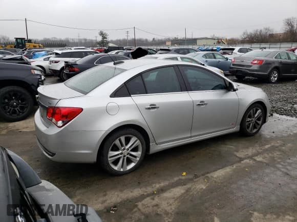 ✅ 2015 Chevrolet Cruze LTZ • VIN: 1G1PG5SB1F7228586 • Лот: 42331813. Опубликован ранее на Copart с пробегом 142 597 миль. Бесплатный доступ к архиву аукционных продаж из США и подробный отчёт об истории автомобиля на DreamBid. Изображение 3.
