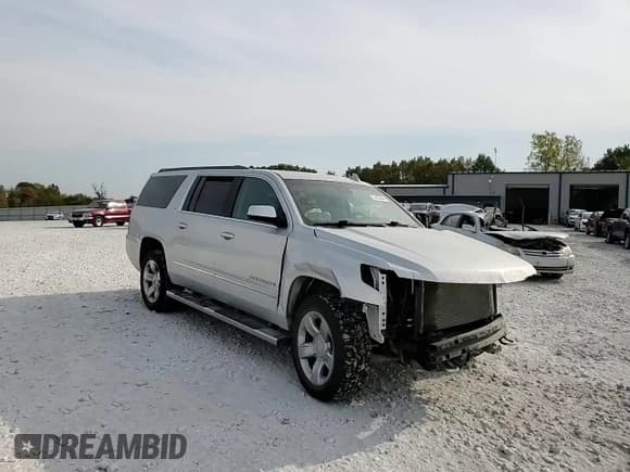 ✅ 2016 Chevrolet Suburban LT • VIN: 1GNSKHKC4GR466052 • Lot: 75433844. Wystawiony na Copart z przebiegiem 145 298 mil. Bezpłatny archiwum sprzedaży aukcyjnych z USA i szczegółowy raport historii pojazdu na DreamBid. Zdjęcie 15.