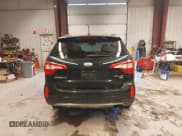 ✅ 2014 Kia Sorento SX Limited • VIN: 5XYKWDA72EG450440 • Lot: 43858112. Listed on IAAI with 196,912 mi. Free auction sales archive from the USA and detailed vehicle history report at DreamBid. Image 16.