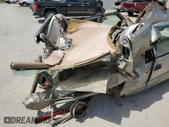 ✅ 1998 Chevrolet S-10 LS • VIN: 1GCCS194XW8192248 • Лот: 56630272. Опубликован ранее на Copart с пробегом Не указан. Бесплатный доступ к архиву аукционных продаж из США и подробный отчёт об истории автомобиля на DreamBid. Изображение 9.