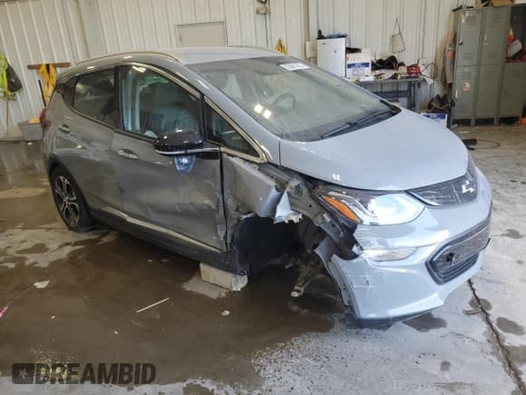 ✅ 2021 Chevrolet Bolt EV Premier • VIN: 1G1FZ6S06M4106959 • Lot: 55981405. Wystawiony na Copart z przebiegiem Nie podano. Bezpłatny archiwum sprzedaży aukcyjnych z USA i szczegółowy raport historii pojazdu na DreamBid. Zdjęcie 4.