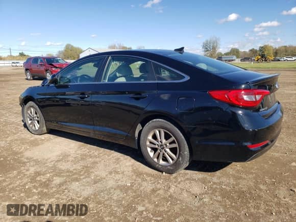 2015 Hyundai Sonata SE z VIN 5NPE24AF1FH025768, wystawiony jako Copart lot #87074575 z przebiegiem 86 073 mil mil oraz Czysty tytuł • Clean title. Historia ofert i sprzedaży dostępna na DreamBid. Obrazek 2.