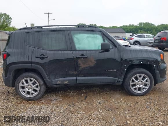 ✅ 2022 Jeep Renegade Sport • VIN: ZACNJDA1XNPN73830 • Лот: 42362432. Опубликован ранее на IAAI с пробегом 26 273 миль. Бесплатный доступ к архиву аукционных продаж из США и подробный отчёт об истории автомобиля на DreamBid. Изображение 13.