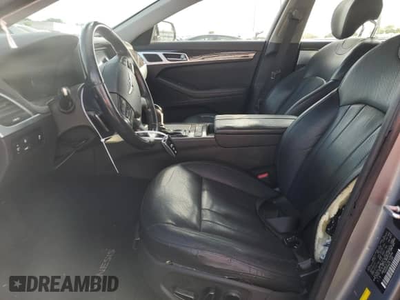 2016 Hyundai Genesis 3.8L z VIN KMHGN4JE7GU128994, wystawiony jako Copart lot #78316294 z przebiegiem 122 366 mil mil oraz Szkoda całkowita • Salvage title. Historia ofert i sprzedaży dostępna na DreamBid. Obrazek 7.