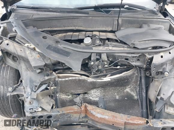 ✅ 2011 Chevrolet Traverse 2LT • VIN: 1GNKVJED3BJ117961 • Lot: 41958005. Wystawiony na IAAI z przebiegiem 266 476 mil. Bezpłatny archiwum sprzedaży aukcyjnych z USA i szczegółowy raport historii pojazdu na DreamBid. Zdjęcie 10.