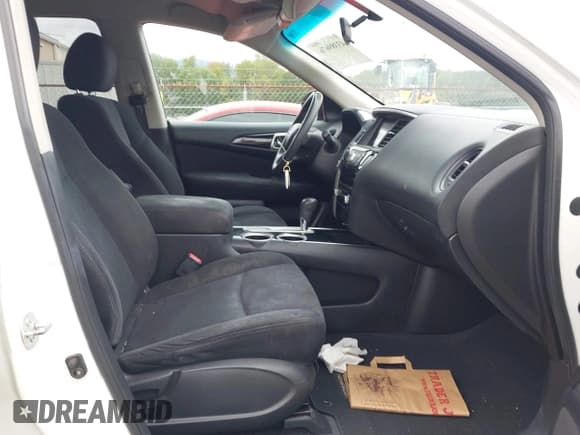 ✅ 2014 Nissan Pathfinder SV • VIN: 5N1AR2MN6EC685540 • Лот: 43389676. Опубликован ранее на IAAI с пробегом 249 200 миль. Бесплатный доступ к архиву аукционных продаж из США и подробный отчёт об истории автомобиля на DreamBid. Изображение 5.