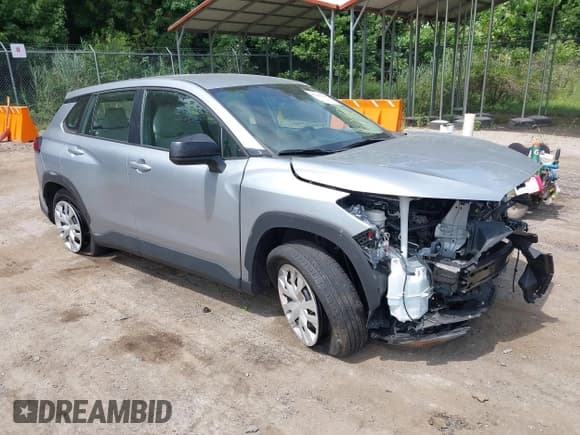 ✅ 2022 Toyota Corolla Cross L • VIN: 7MUAAAAG5NV035324 • Lot: 42942325. Listed on IAAI with 36,269 mi. Free auction sales archive from the USA and detailed vehicle history report at DreamBid. Image 1.