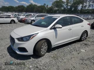 ✅ 2021 Hyundai Accent SE • VIN: 3KPC24A62ME136631 • Lot: 62677724. Wystawiony na Copart z przebiegiem 38 304 mil. Bezpłatny archiwum sprzedaży aukcyjnych z USA i szczegółowy raport historii pojazdu na DreamBid. Zdjęcie 1.