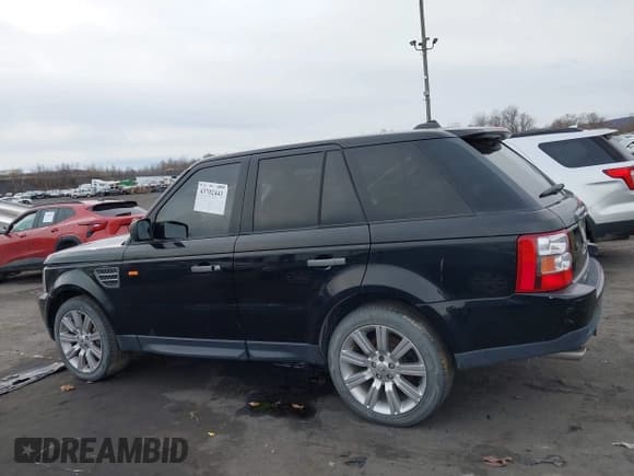 ✅ 2008 Land Rover Range Rover Sport SC • VIN: SALSH23448A181470 • Lot: 43702441. Listed on IAAI with 146,504 mi. Free auction sales archive from the USA and detailed vehicle history report at DreamBid. Image 14.