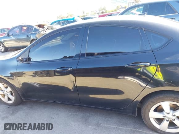 ✅ 2016 Dodge Dart SXT • VIN: 1C3CDFBB2GD661328 • Лот: 41828955. Опубликован ранее на IAAI с пробегом 141 393 миль. Бесплатный доступ к архиву аукционных продаж из США и подробный отчёт об истории автомобиля на DreamBid. Изображение 14.