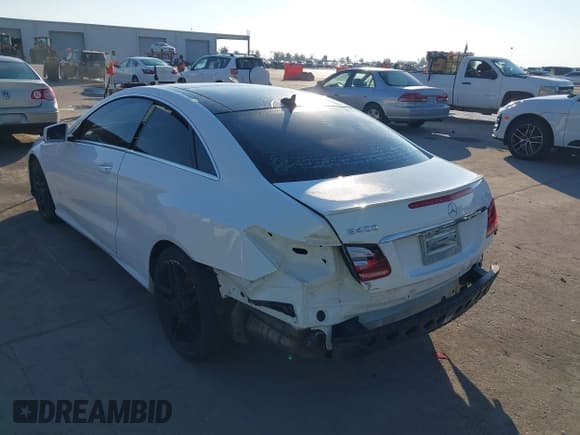 ✅ 2016 Mercedes-Benz E 400 • VIN: WDDKJ6HB9GF335642 • Лот: 43351981. Опубликован ранее на IAAI с пробегом 88 526 миль. Бесплатный доступ к архиву аукционных продаж из США и подробный отчёт об истории автомобиля на DreamBid. Изображение 3.