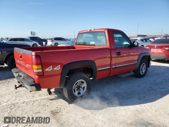 ✅ 2000 Chevrolet Silverado 1500 • VIN: 1GCEK14W7YZ127727 • Lot: 46421675. Listed on Copart with 352,666 mi. Free auction sales archive from the USA and detailed vehicle history report at DreamBid. Image 3.