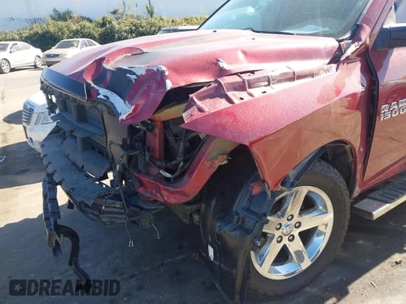 ✅ 2015 Ram 1500 Tradesman • VIN: 1C6RR7FG0FS597147 • Lot: 43514278. Wystawiony na IAAI z przebiegiem 230 356 mil. Bezpłatny archiwum sprzedaży aukcyjnych z USA i szczegółowy raport historii pojazdu na DreamBid. Zdjęcie 17.